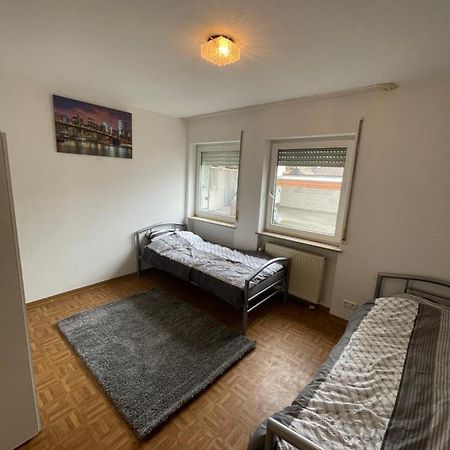 1 Zimmer Fuer 2 Personen Bruchsal Esterno foto