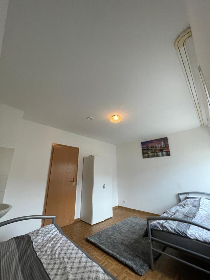 1 Zimmer Fuer 2 Personen Bruchsal Esterno foto