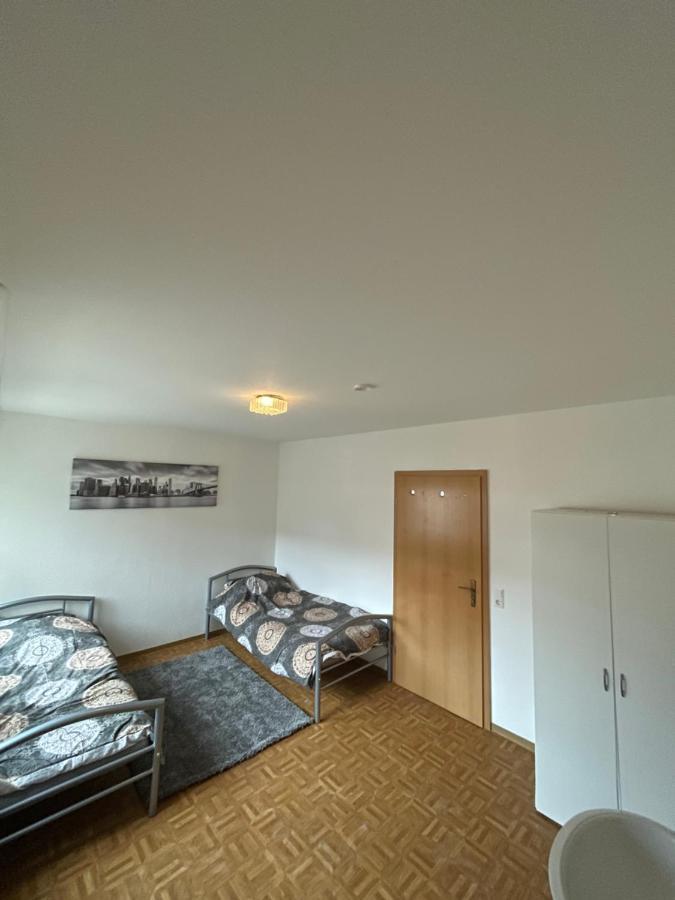 1 Zimmer Fuer 2 Personen Bruchsal Esterno foto